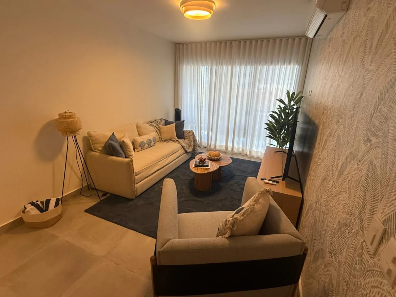 Portofino 403: furnished with a balcony and shared pool